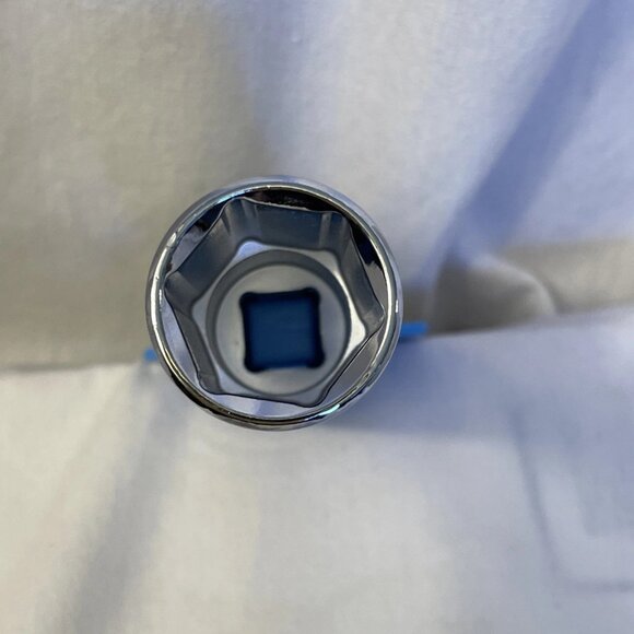 CHANNELLOCK 18 mm x 3/8" Drive Metric Deep Socket 6 Point Chan Nel Lock 389366 - Picture 7 of 10